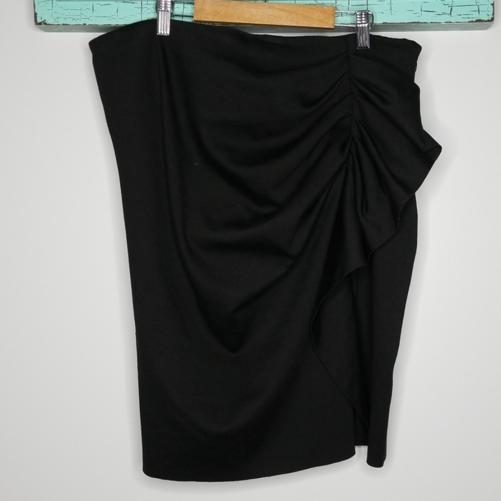 14 New York & CO Ruffle Skirt